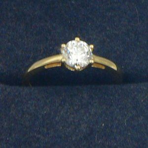 LUSTRO STELLA Sz 8 Finest CZ Solitaire Ring